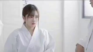 1年小女孩 超可爱萌妹鲜嫩白虎 却拥有D奶爆乳反差身材 享受肉棒抽插 偷食美妙快感禁果